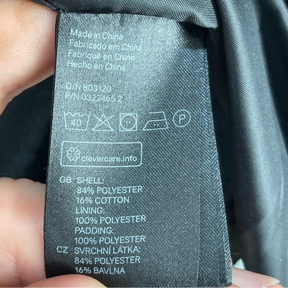 H&M Divided Long Winter Coat with Faux Fur Hood Size 4 - Picture 12 of 14